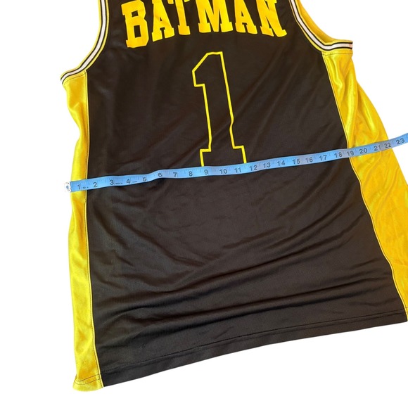 Batman Jersey. size Large. good used condition‎ - Picture 6 of 10